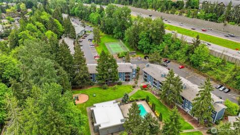 4737 W Lake Sammamish Parkway SE Issaquah WA 98027