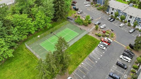 4737 W Lake Sammamish Parkway SE Issaquah WA 98027