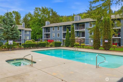 4737 W Lake Sammamish Parkway SE Issaquah WA 98027
