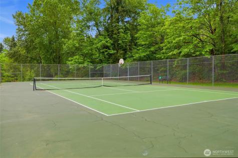 4737 W Lake Sammamish Parkway SE Issaquah WA 98027