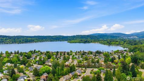 4737 W Lake Sammamish Parkway SE Issaquah WA 98027