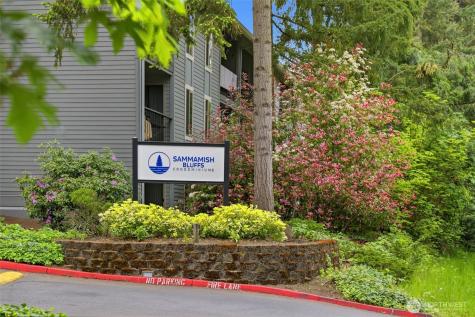 4737 W Lake Sammamish Parkway SE Issaquah WA 98027