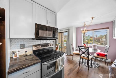 2020 Grant Avenue S Renton WA 98055