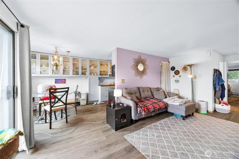 2020 Grant Avenue S Renton WA 98055
