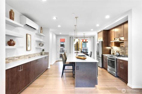 6546 32nd Avenue NE Seattle WA 98115