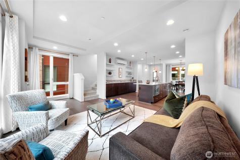 6546 32nd Avenue NE Seattle WA 98115