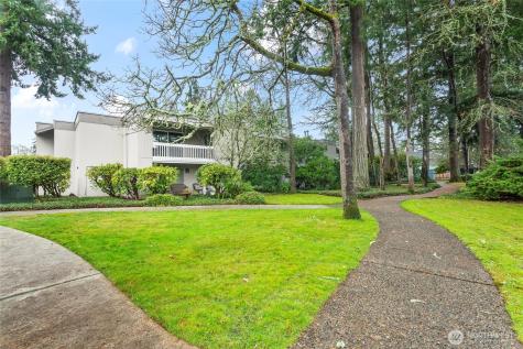 7501 Ruby Drive SW Lakewood WA 98498