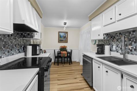7501 Ruby Drive SW Lakewood WA 98498