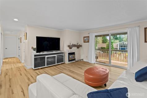 7501 Ruby Drive SW Lakewood WA 98498