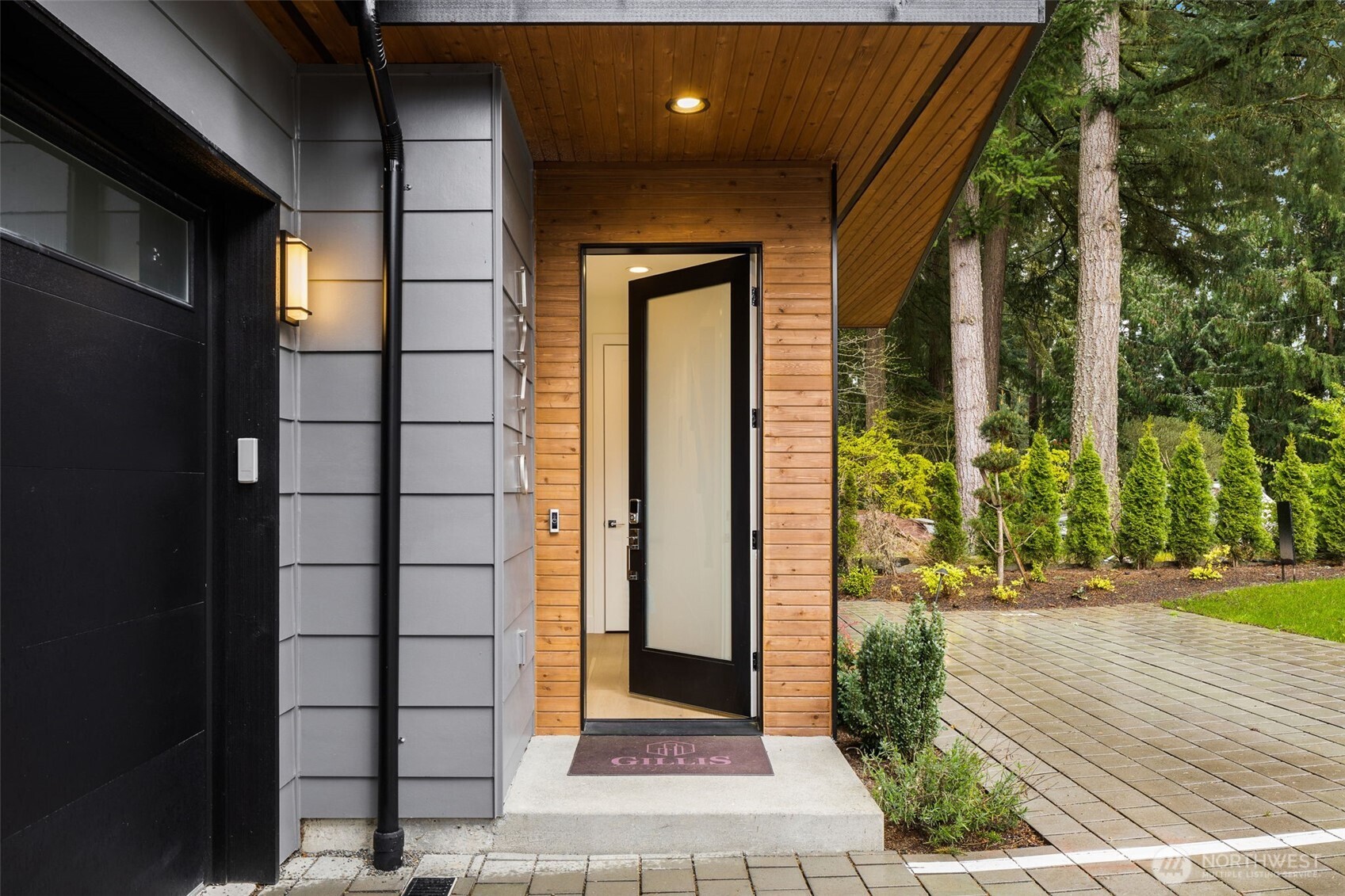 12710 NE 72nd Street Kirkland WA 98033