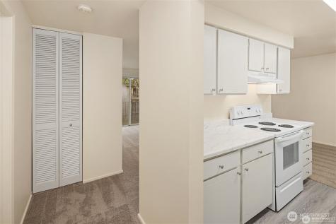 11008 NE 68th Street Kirkland WA 98033