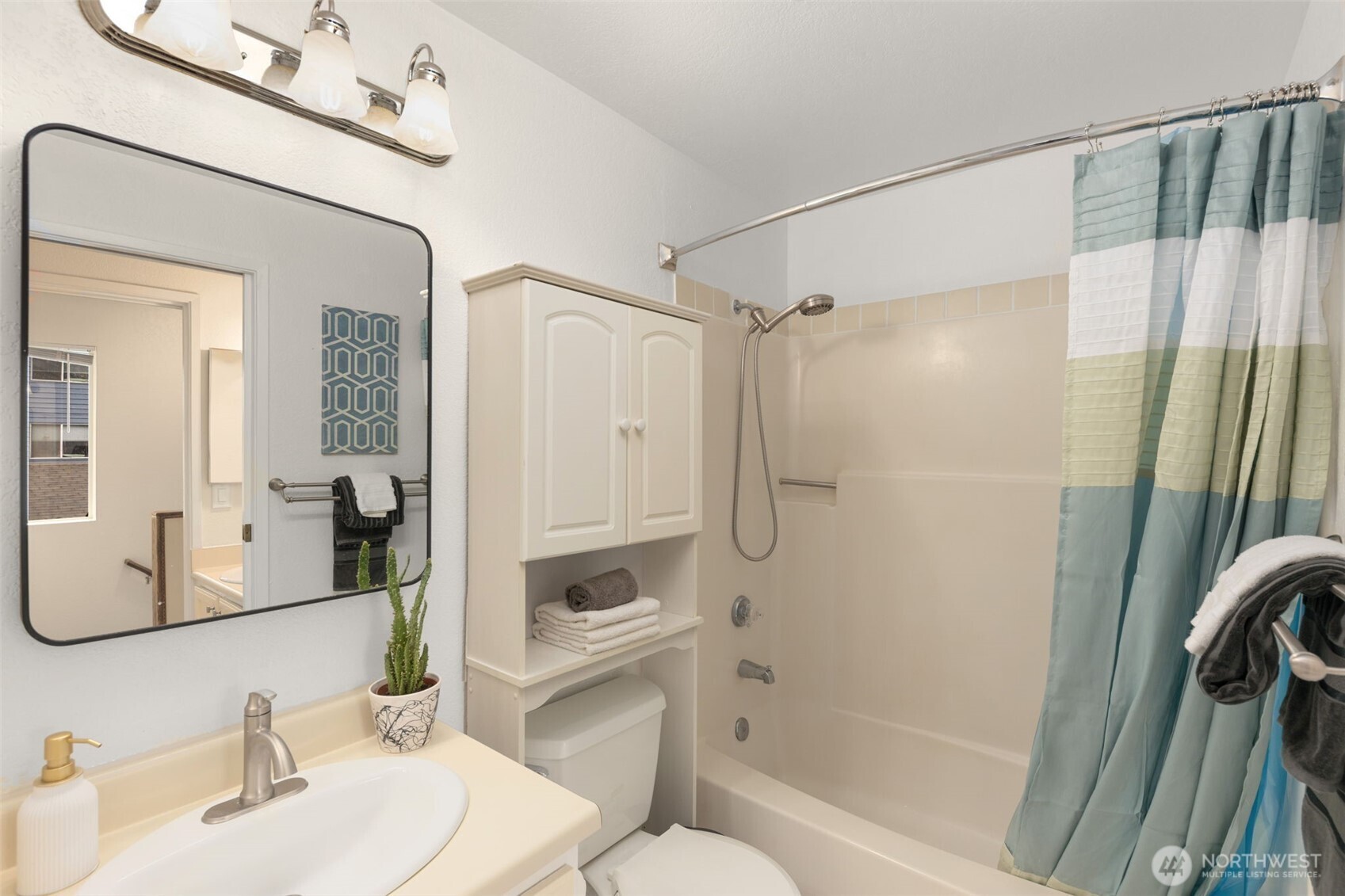 280 Newport Wy NW Issaquah WA 98027
