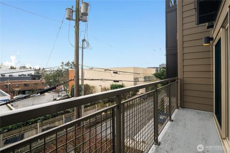 412 11th Avenue Seattle WA 98122
