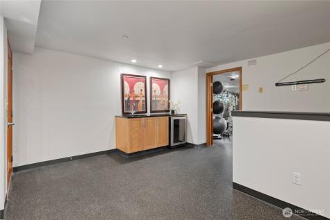 412 11th Avenue Seattle WA 98122