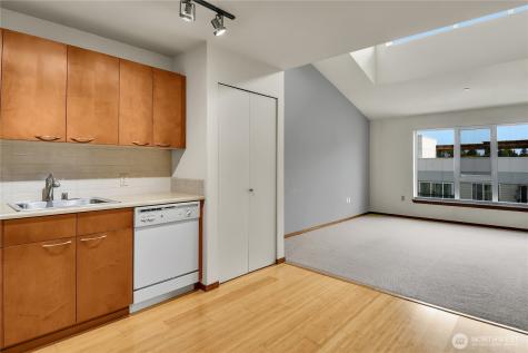 12334 31st Avenue NE Seattle WA 98125