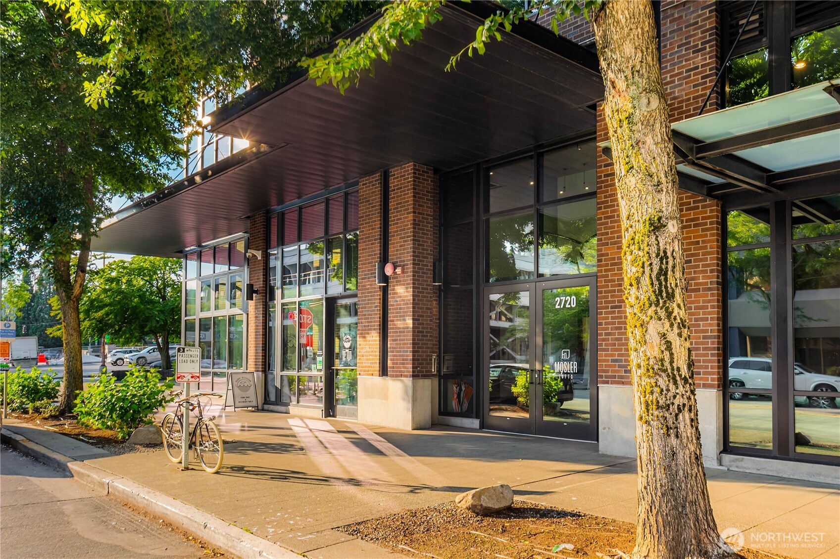 2720 3rd Avenue Seattle WA 98121