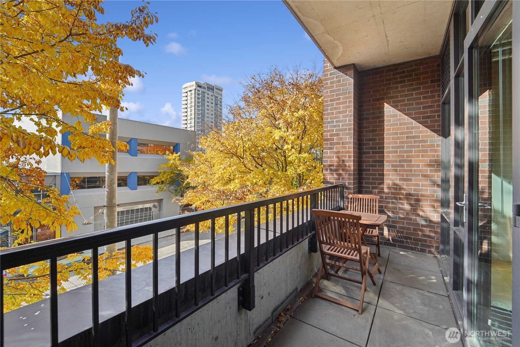 2720 3rd Avenue Seattle WA 98121