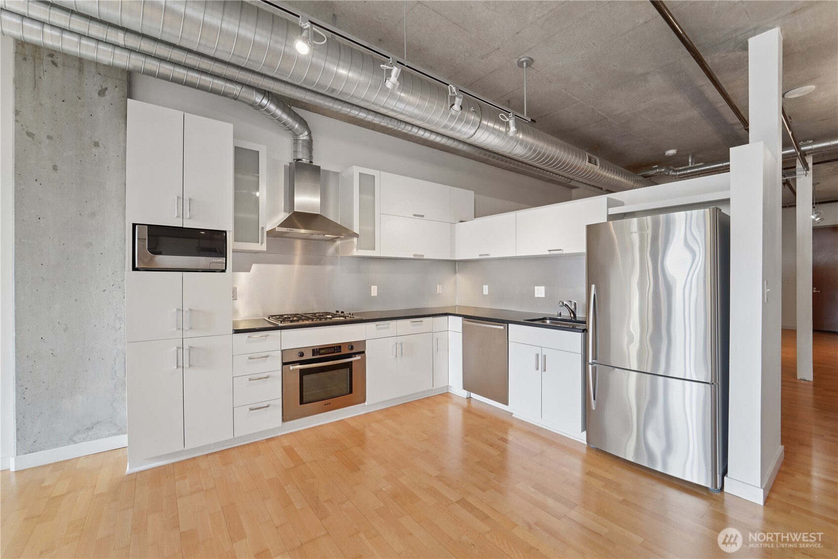 2720 3rd Avenue Seattle WA 98121