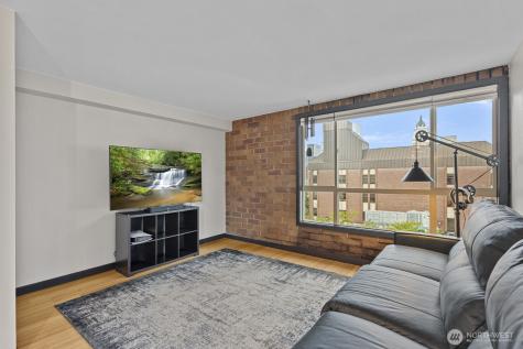 905 Cherry Street Seattle WA 98104