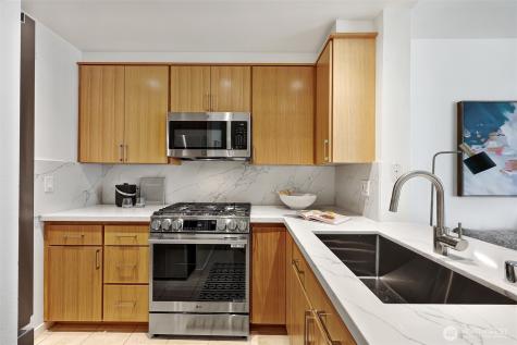 2801 1st Avenue Seattle WA 98121