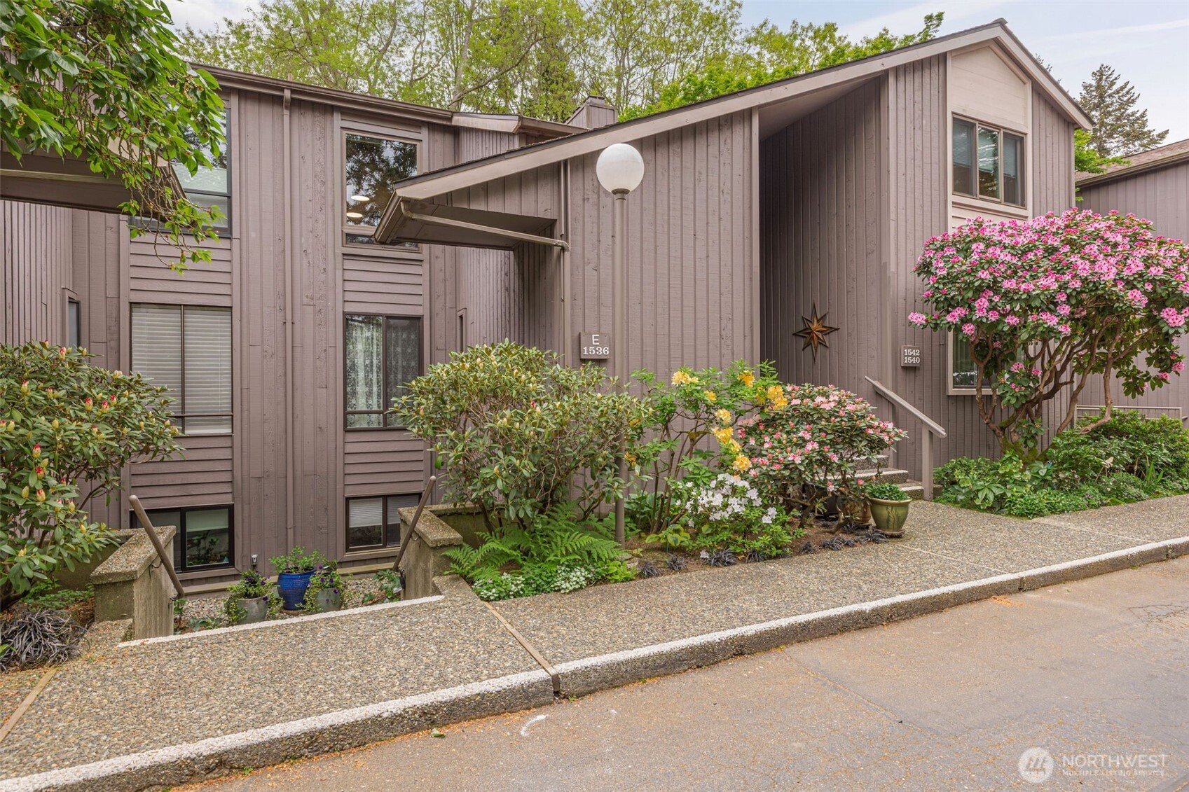 1542 NE 140th Street Seattle WA 98125