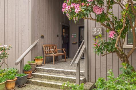 1542 NE 140th Street Seattle WA 98125