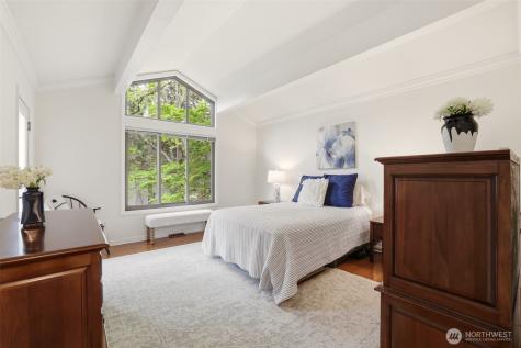 1542 NE 140th Street Seattle WA 98125