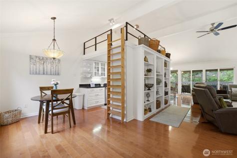 1542 NE 140th Street Seattle WA 98125