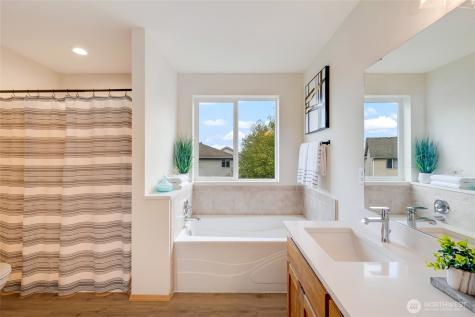 11517 Marino Avenue Everett WA 98204