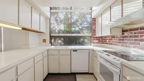 1850 Grant Avenue S Renton WA 98055