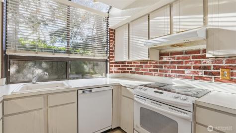 1850 Grant Avenue S Renton WA 98055