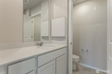 8800 Corona Court NE Lacey WA 98516