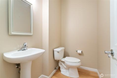 31853 48th Circle SW Federal Way WA 98023