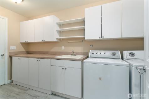 31853 48th Circle SW Federal Way WA 98023