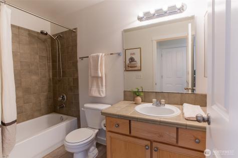 10620 221st Lane NE Redmond WA 98053