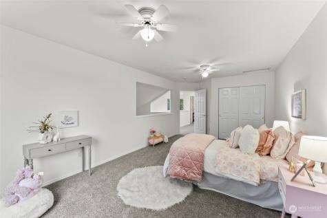 5807 14th Drive W Everett WA 98203