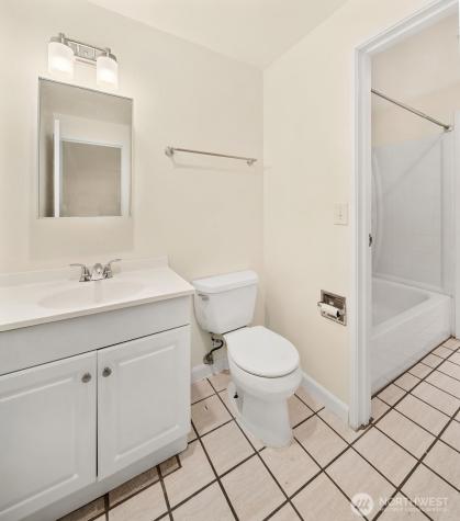 4501 Grandview Drive W University Place WA 98466