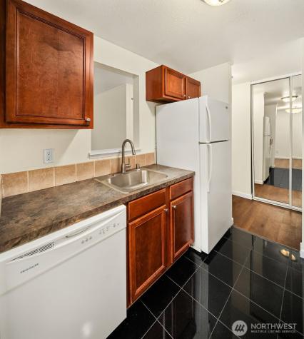 4501 Grandview Drive W University Place WA 98466