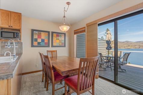 4056 Lakeveiw Place Chelan WA 98816