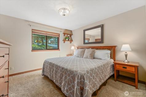 4056 Lakeveiw Place Chelan WA 98816