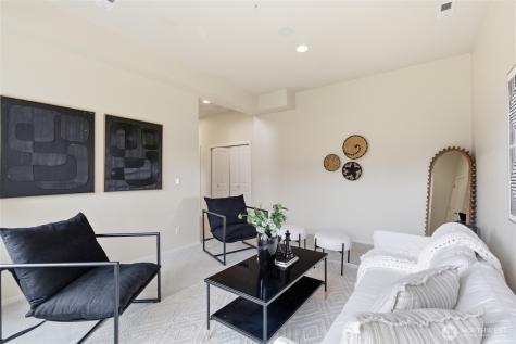 134 Cougar Ridge Road NW Issaquah WA 98027