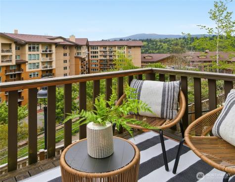 134 Cougar Ridge Road NW Issaquah WA 98027