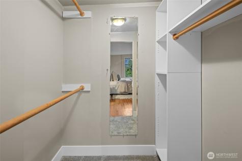 630 13th Avenue E Seattle WA 98102