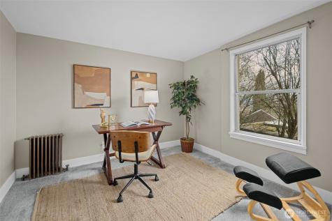 630 13th Avenue E Seattle WA 98102