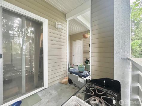 801 Rainier Avenue N Renton WA 98057