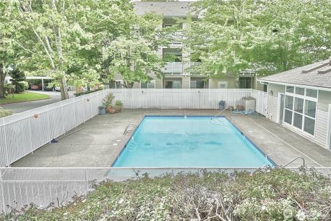 801 Rainier Avenue N Renton WA 98057