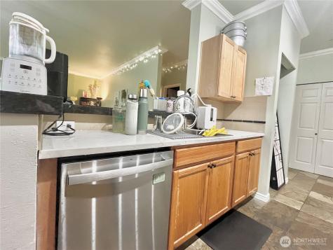 801 Rainier Avenue N Renton WA 98057