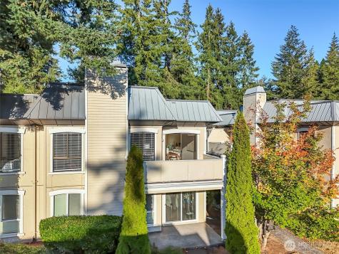 10218 NE 16th Street Bellevue WA 98004