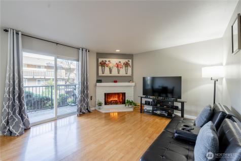 323 75th Street SE Everett WA 98203