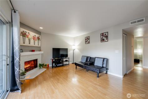 323 75th Street SE Everett WA 98203